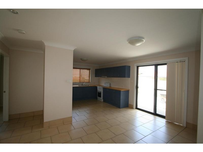 6 Dampier Court, Lake Cathie NSW 2445