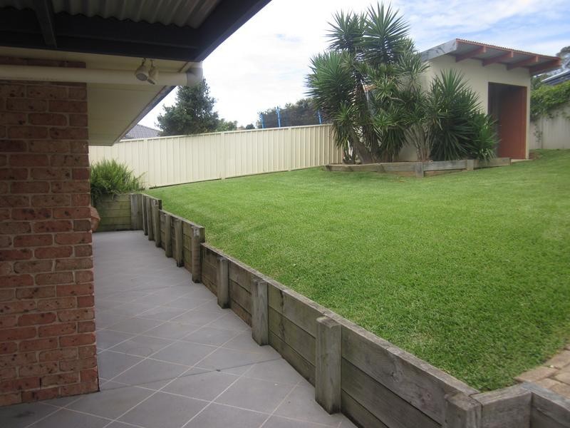6 Dampier Court, Lake Cathie NSW 2445