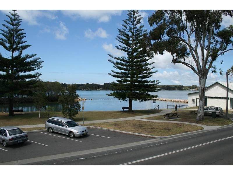 1/605 Ocean Drive, North Haven NSW 2443