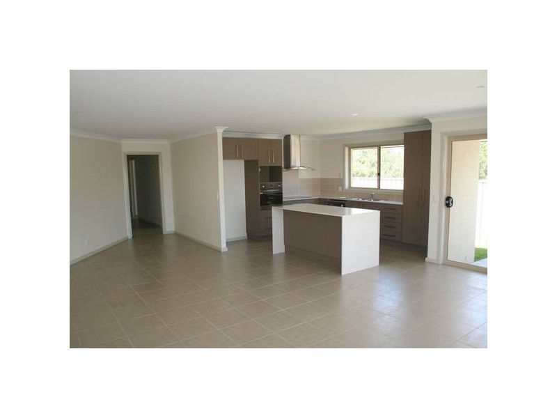 1/15 Eagle Place, Lake Cathie NSW 2445