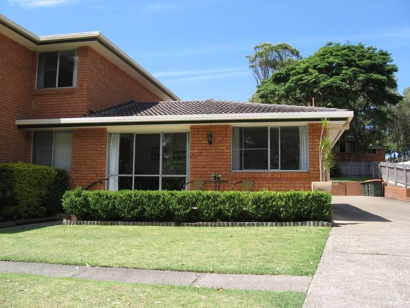 4/18 Aqua Crescent, Lake Cathie NSW 2445