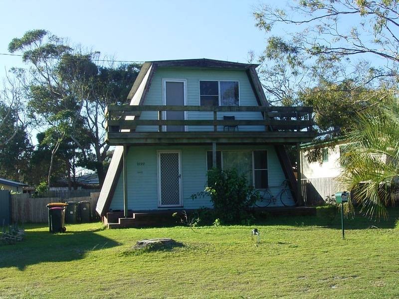 1699 OCEAN DRIVE, Lake Cathie NSW 2445