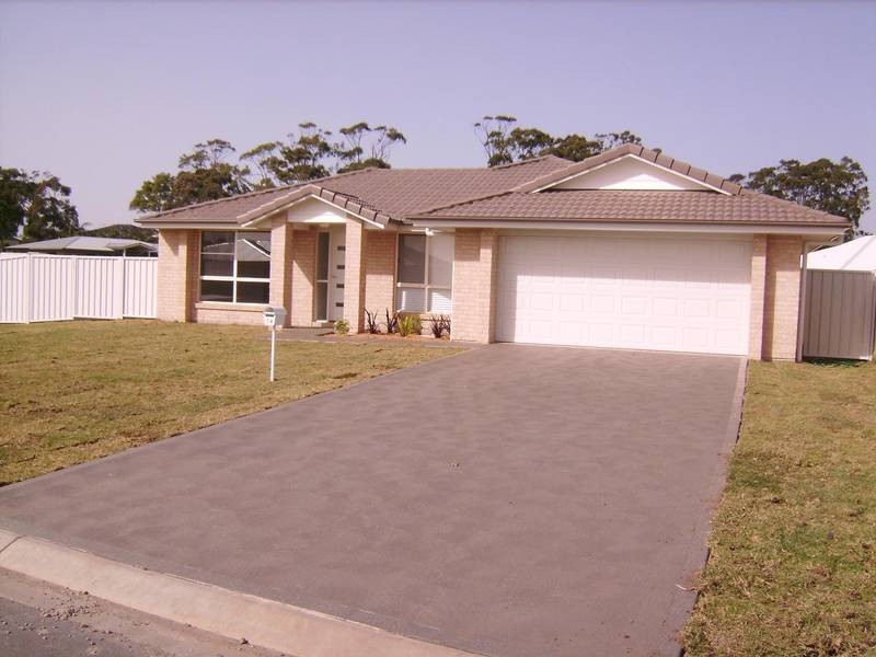 14 Magellan Avenue, Bonny Hills NSW 2445