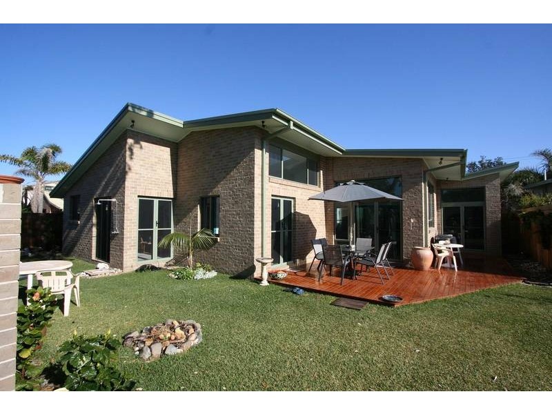 43 CHEPANA STREET, Lake Cathie NSW 2445