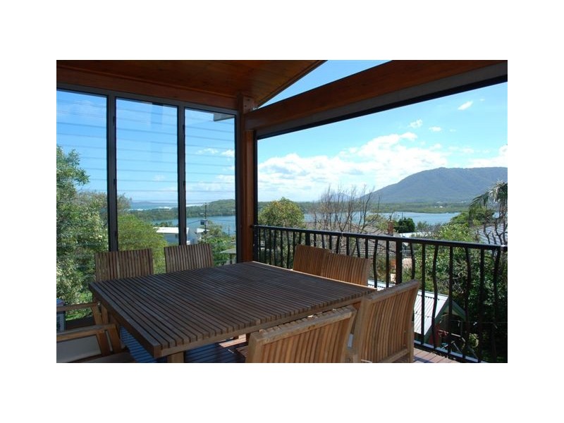 B/11 BERGALIA CRESCENT, Dunbogan NSW 2443