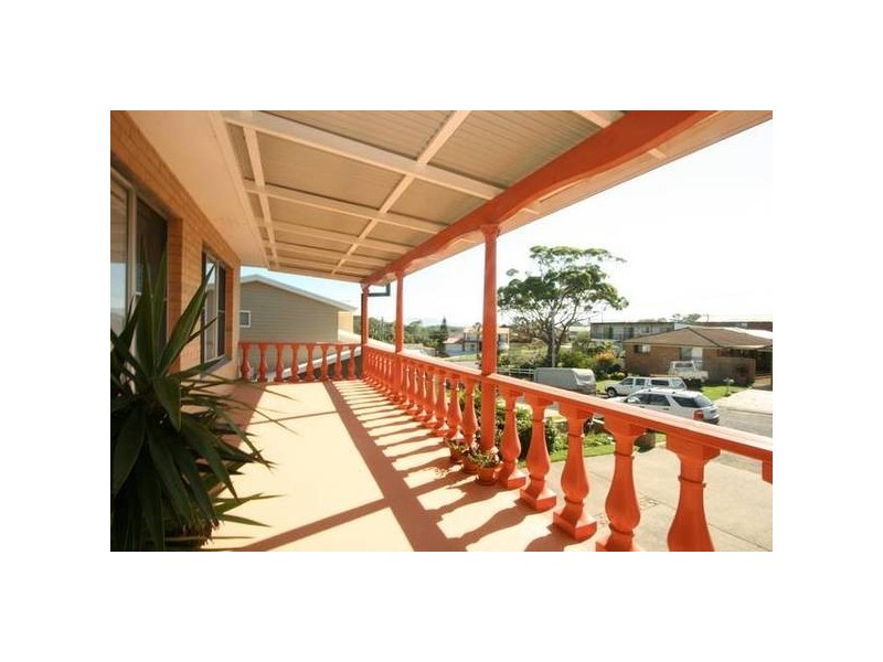 2 Monica Place, Lake Cathie NSW 2445