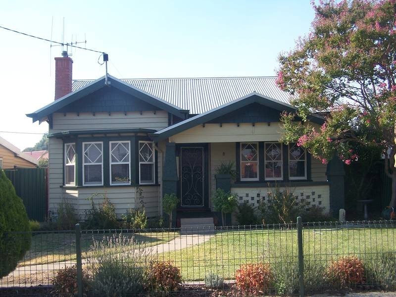 8 Watson Street, Seymour VIC 3660