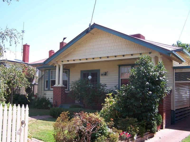 17 Park Street, Seymour VIC 3660