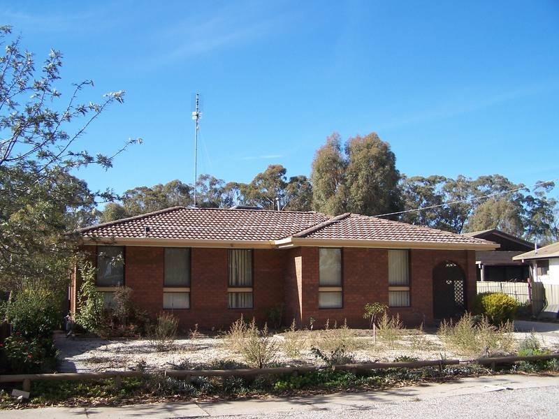 84 Redbank Road, Seymour VIC 3660