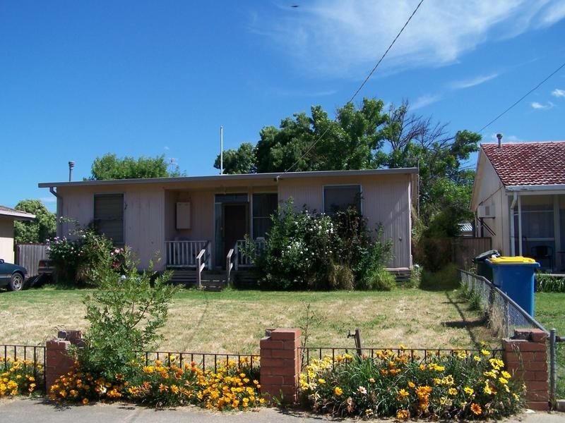 45 Sinclair Crescent, Seymour VIC 3660