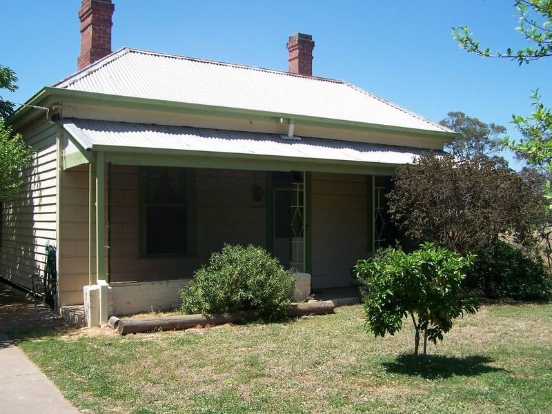 2 Tierney Street, Seymour VIC 3660