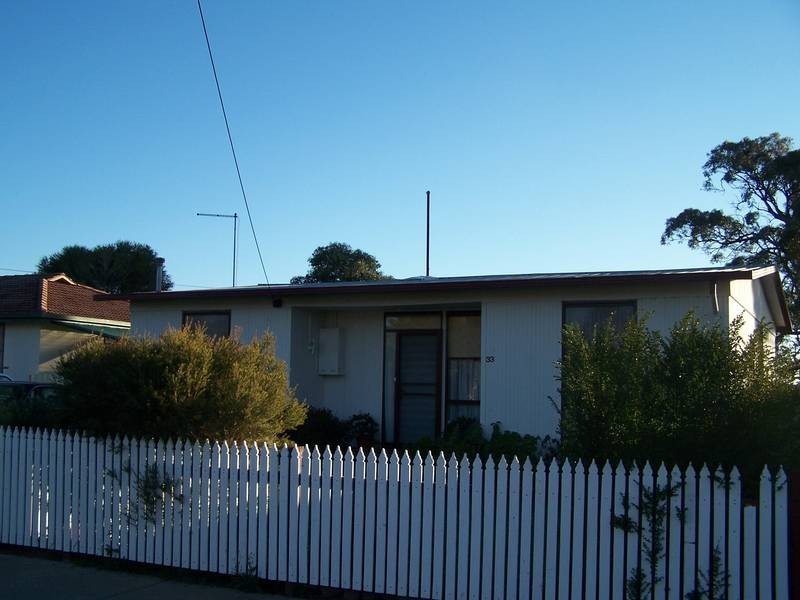 33 Howe Street, Seymour VIC 3660