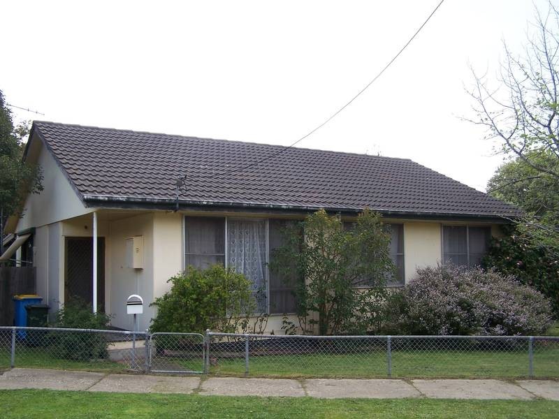 9 Sinclair Crescent, Seymour VIC 3660