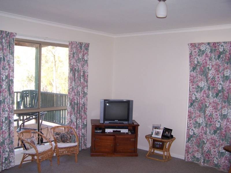 55 Speed Road, Seymour VIC 3660