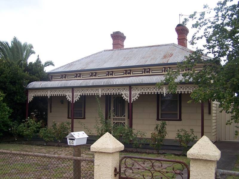 64 Oak Street, Seymour VIC 3660