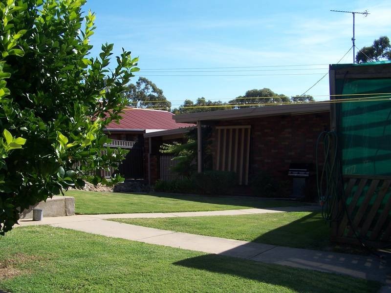 74 Redbank Road, Seymour VIC 3660