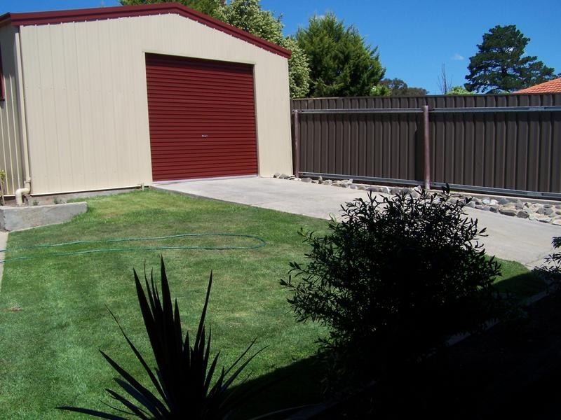 74 Redbank Road, Seymour VIC 3660