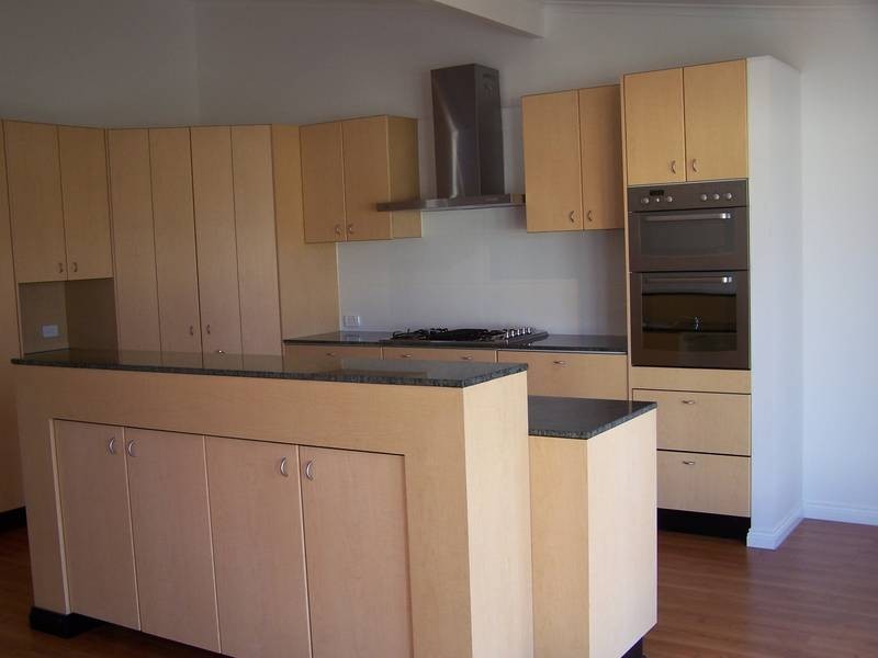 52 Oak Street, Seymour VIC 3660