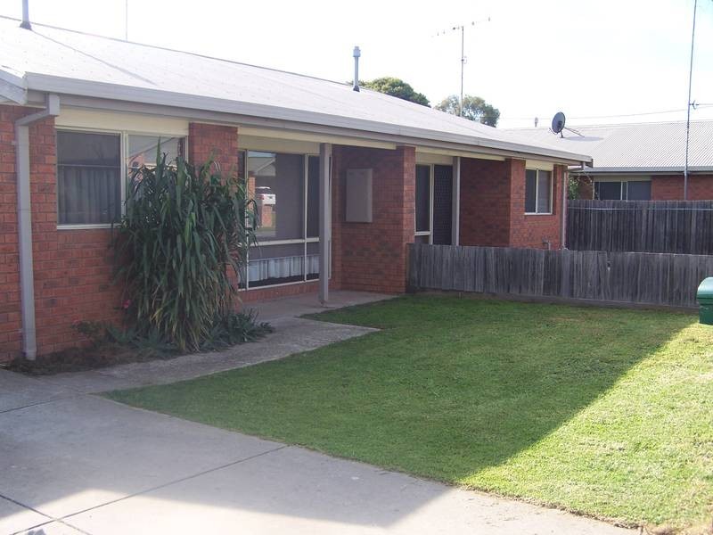 2/2 Mentor Street, Seymour VIC 3660