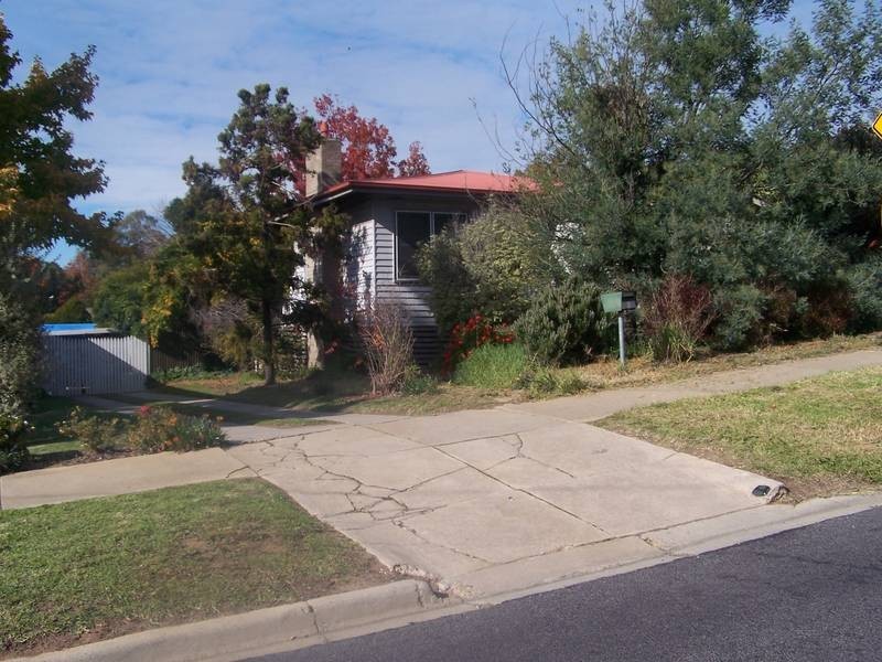 7 Chisholm Cresent, Seymour VIC 3660