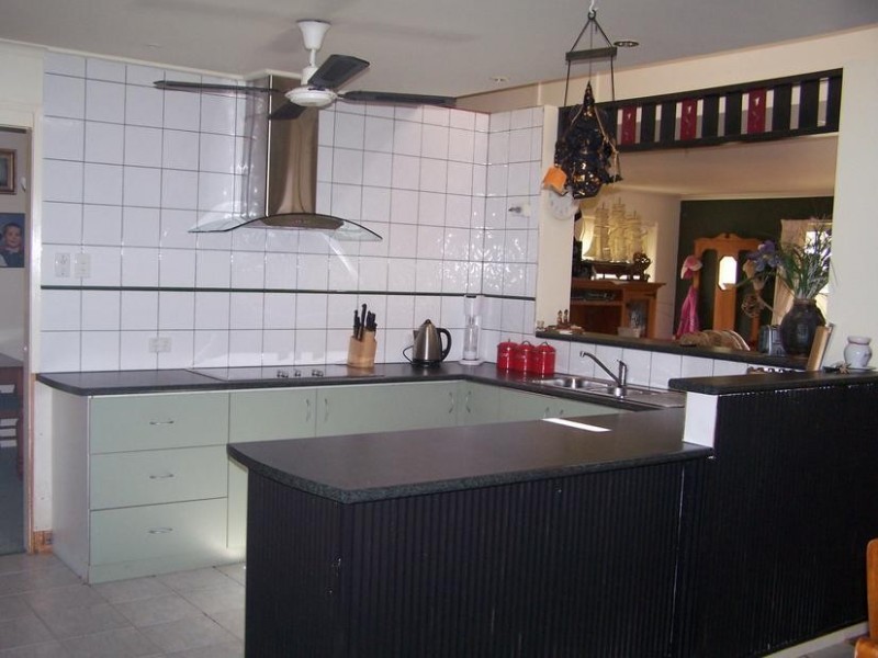 68 Highlands Road, Seymour VIC 3660