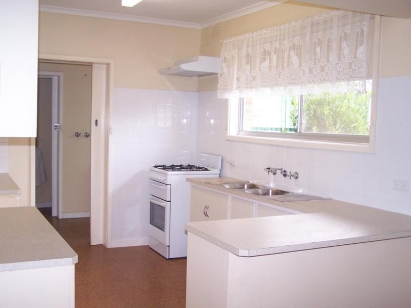 57 Angelsey Street, Seymour VIC 3660