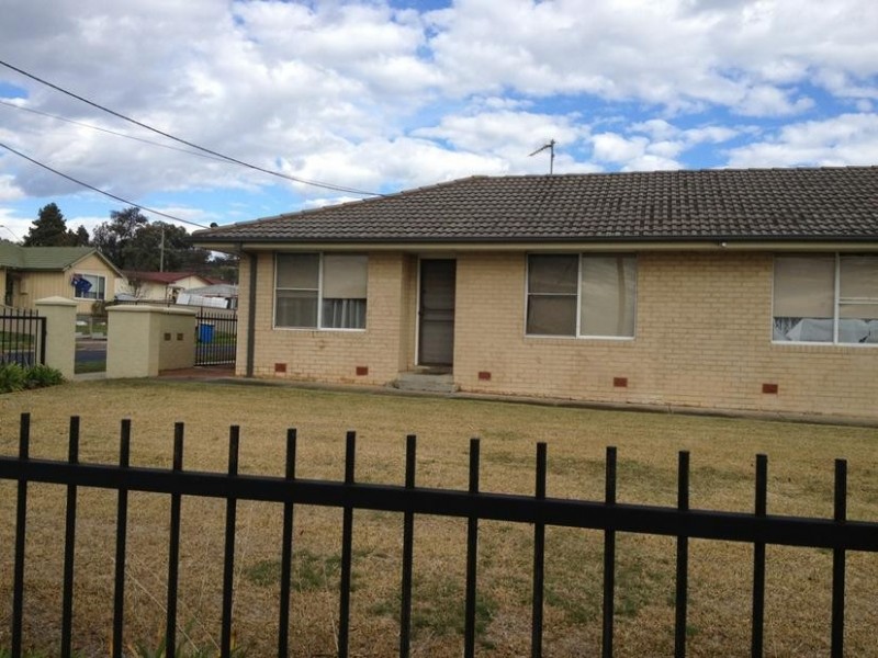 1/5 Howe Street, Seymour VIC 3660