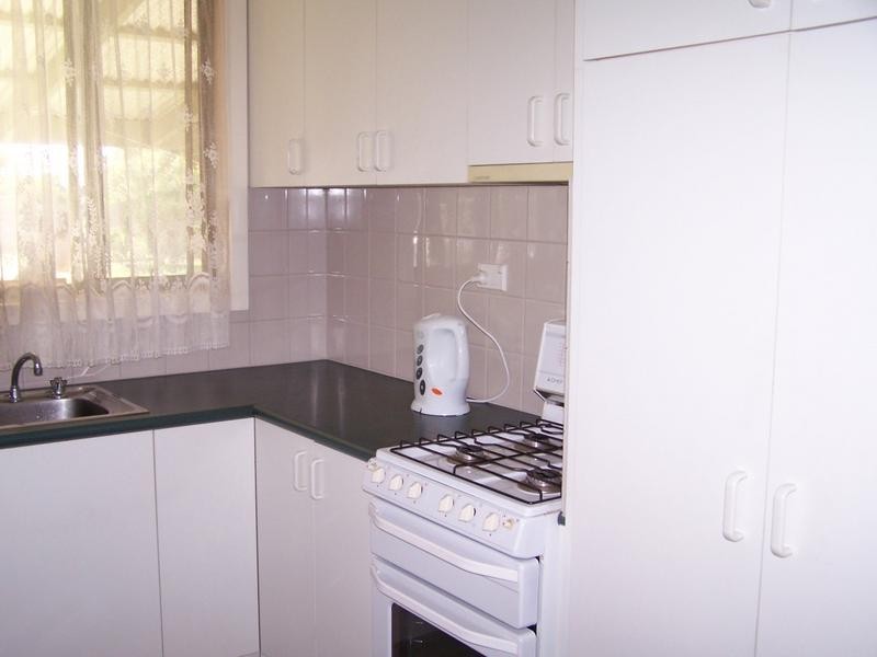 30 Oak, Seymour VIC 3660