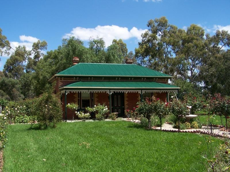 98 High Street, Seymour VIC 3660