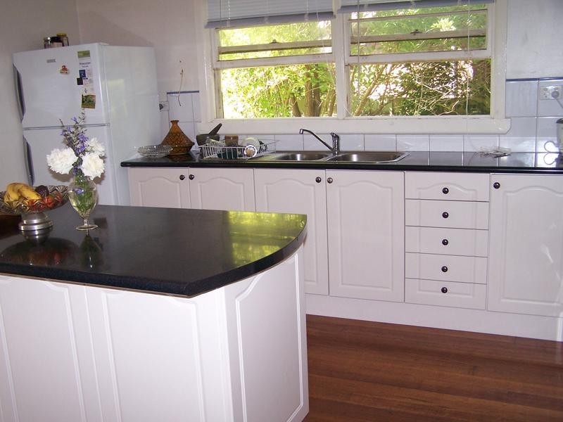 22 Oak Street, Seymour VIC 3660