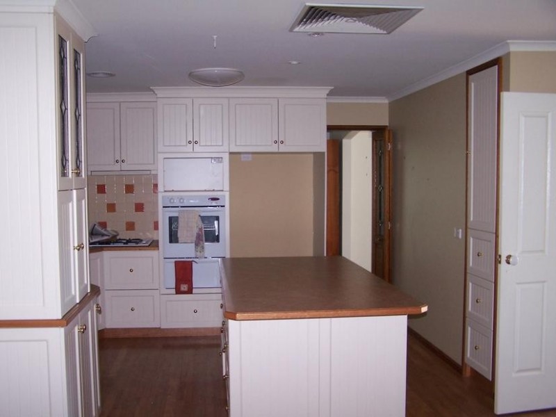 136 Tarcombe Road, Seymour VIC 3660