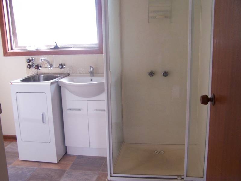 28 Hanley Crescent, Seymour VIC 3660