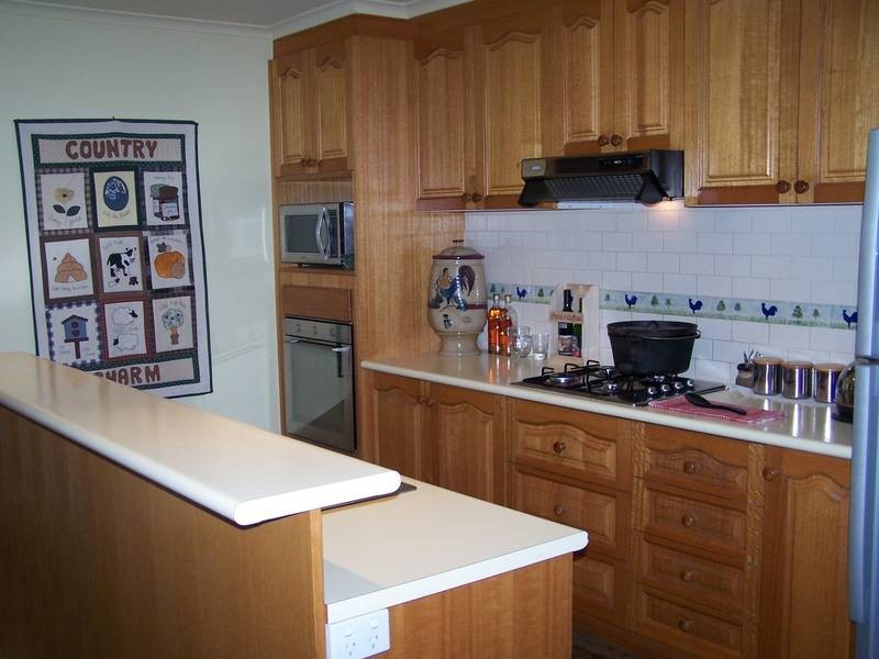 18 Hanley Crescent, Seymour VIC 3660