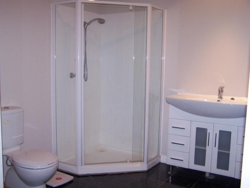 11 Webb Avenue, Seymour VIC 3660