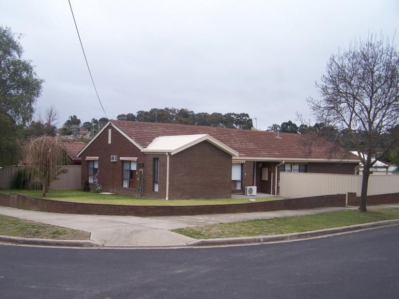 11 Webb Avenue, Seymour VIC 3660