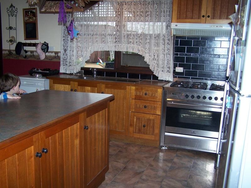 8 Tristan Street, Seymour VIC 3660