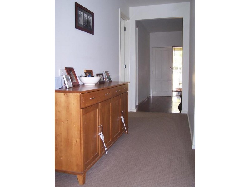 82 Anderson Street, Avenel VIC 3664