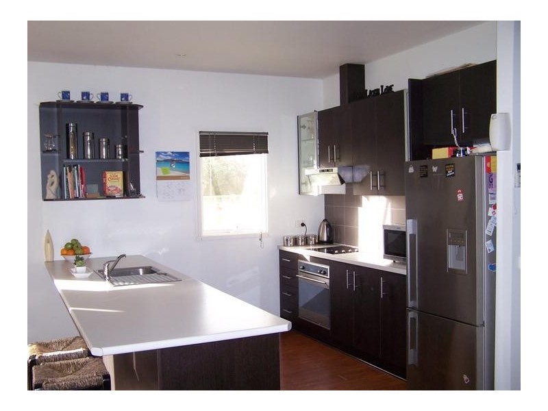 82 Anderson Street, Avenel VIC 3664