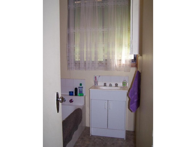 156 Anzac Avenue, Seymour VIC 3660