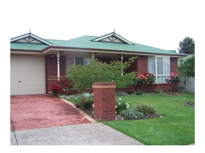 66 Avenel Road, Seymour VIC 3660