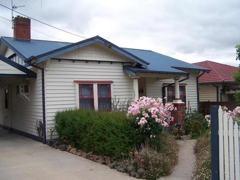 21 Park Street, Seymour VIC 3660