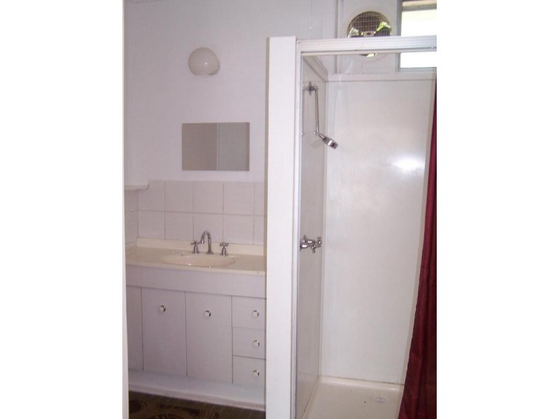 4/12 High Street, Seymour VIC 3660