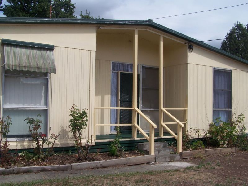 35 Sinclair Crescent, Seymour VIC 3660