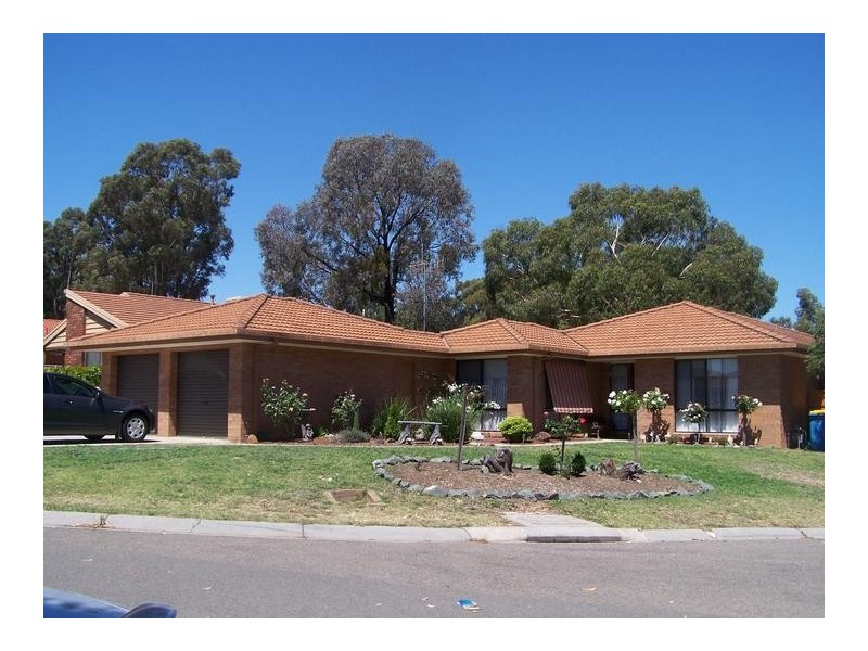 13 Coughlin Court, Seymour VIC 3660