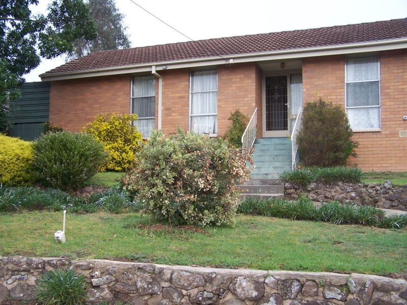 4 Shields Court, Seymour VIC 3660