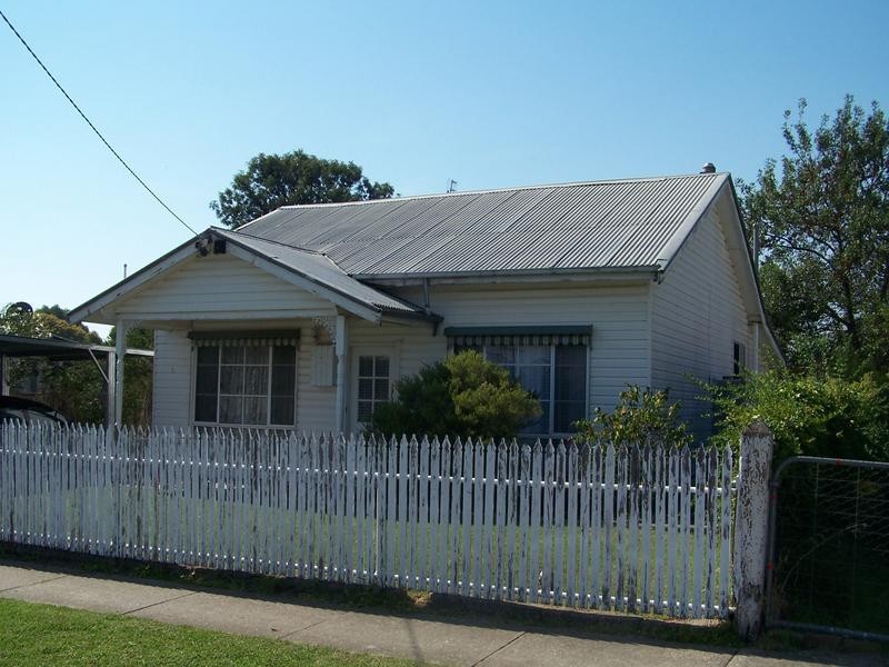 28 Victoria Street, Seymour VIC 3660