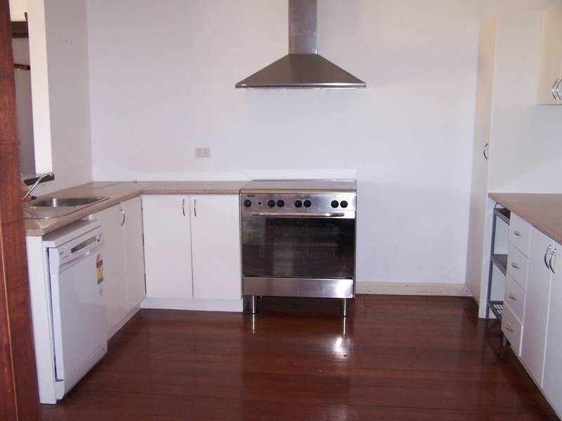 74 Wimble Street, Seymour VIC 3660