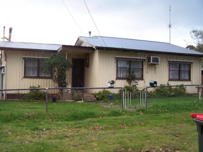 27 Abdallah Road, Seymour VIC 3660