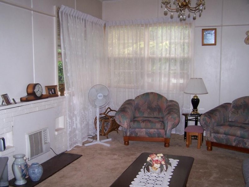 62 Livingstone Street, Avenel VIC 3664