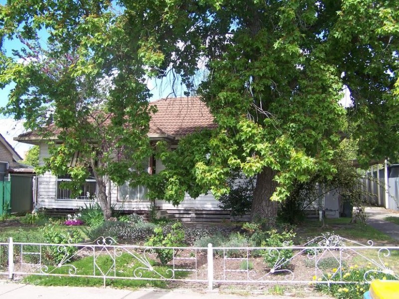 25 Angelsey Street, Seymour VIC 3660